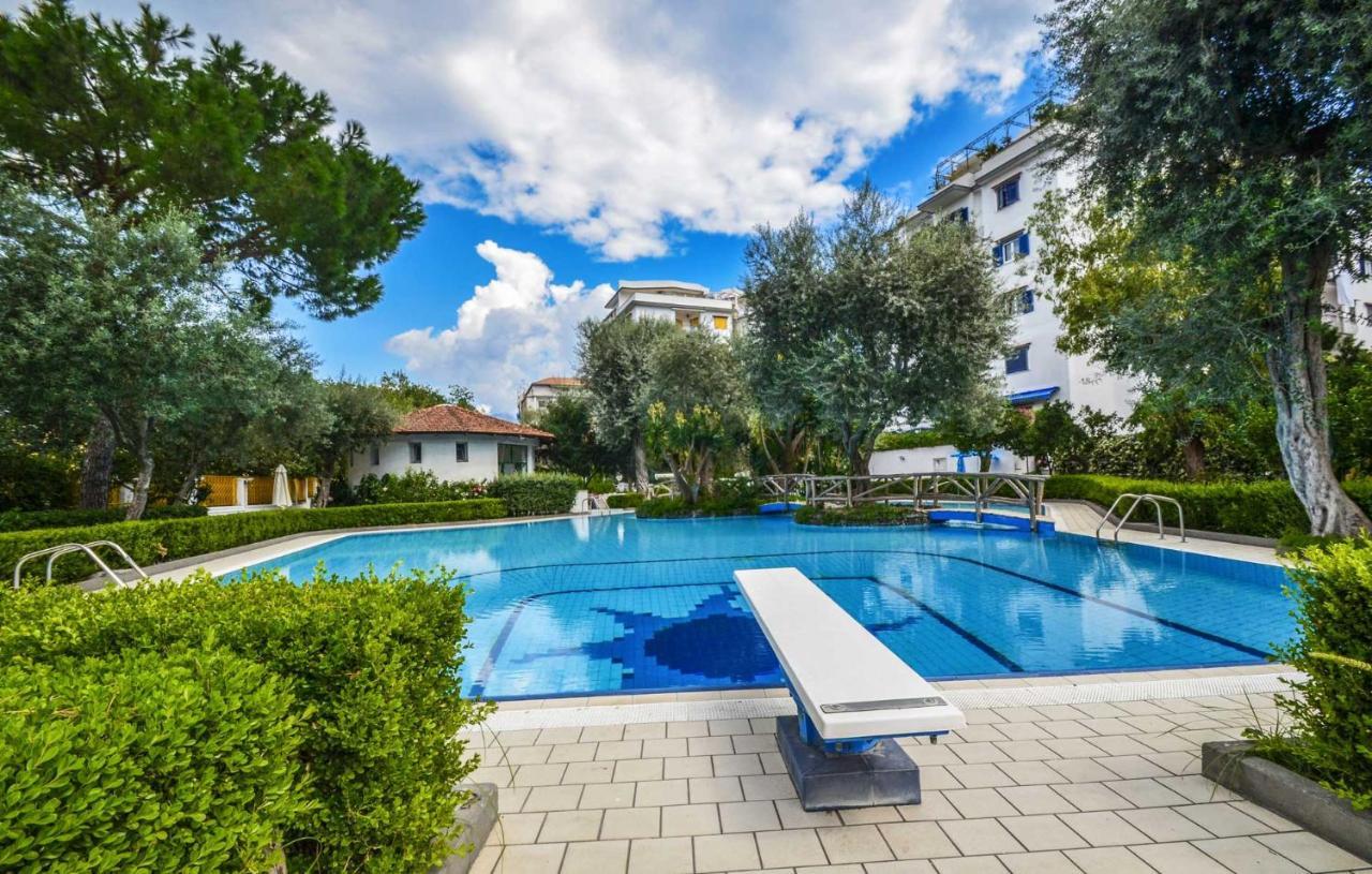 Short-Lets D33, Part Of The House Is Available For Short-Term Rentals In Sorrento Center エクステリア 写真