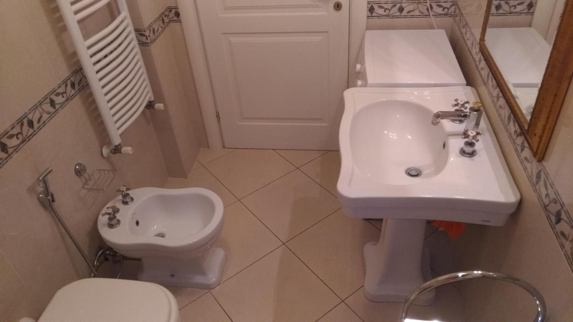 Short-Lets D33, Part Of The House Is Available For Short-Term Rentals In Sorrento Center エクステリア 写真