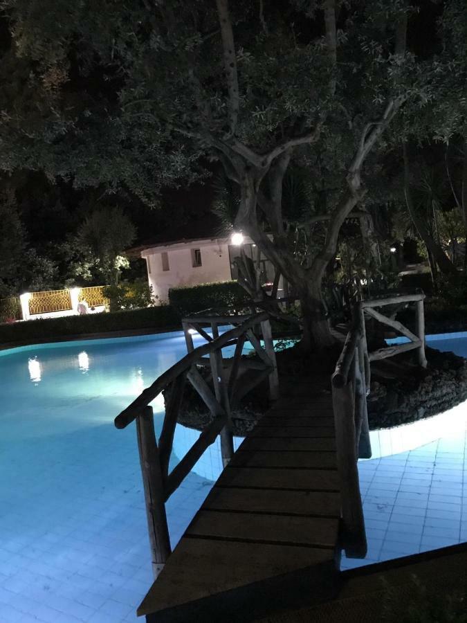 Short-Lets D33, Part Of The House Is Available For Short-Term Rentals In Sorrento Center エクステリア 写真